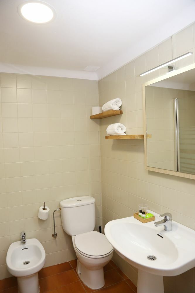 Hostal Torras Sant Hilari Sacalm Exteriör bild
